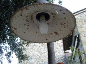 Lampione della piazetta San Francesco, mars 2011