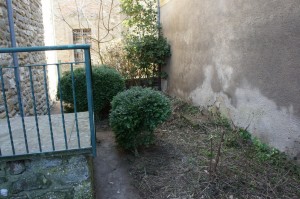 Leur jardin avant l'action des isolani...