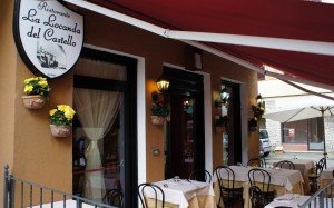 La terrasse, très agréable, donnant sur la piazza Garibaldi.