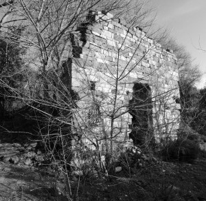 Les ruines de l'église San Leonardo en hiver - 4/03/2013 Les ruines de l'église San Leonardo en hiver - 4/03/2013