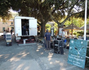 Débarquement d'une équipe de tournage à l'Isola Maggiore   -   samedi matin, 14/09/2013. 