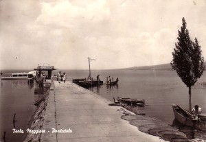 1966   -   Le "nouveau" débarcadère à l'Isola Maggiore.