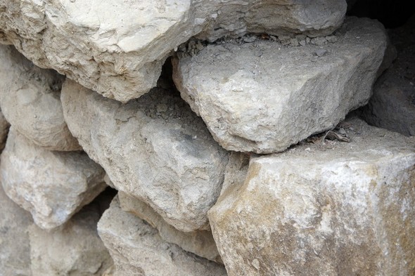 La construction ancienne de nombreux murets est très typique...