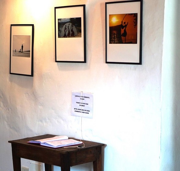 Au premier étage du Centre de visite, un livre d'or est mis à disposition des visiteurs - Al primo piano del Centro di Visite, c'è un registro degli ospiti