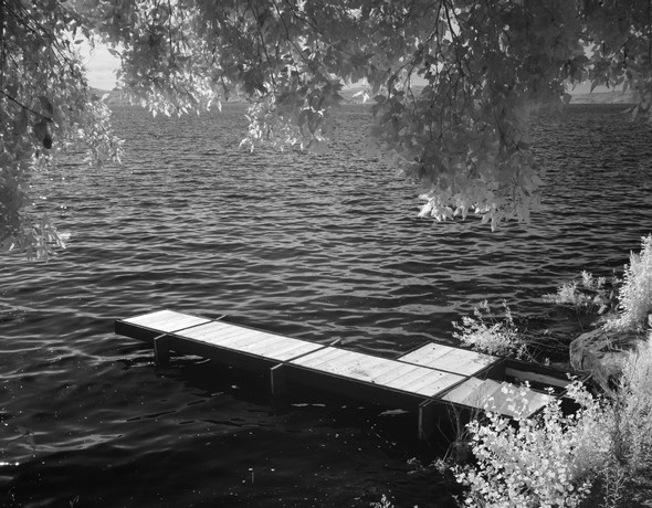 Le nouveau petit pontile à l'esplanade de la statue de san Francesco.