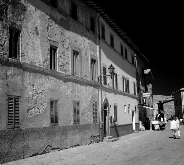 Il palazzo Benini Squarti Perla, settembre 2014.