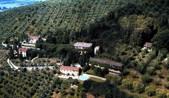 Borgo Dogana a Tuoro-sul-Trasimeno.