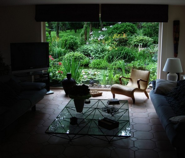 L'étang qui jouxtait la baie de notre maison en Belgique, avait été transformé par Fabienne en un véritable tableau "à la Claude Monet".