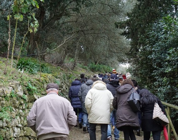 Poi, la salita della via Tre Martiri.