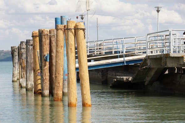 Résultat final à Tuoro-Navaccia. Embarcadère latéral (nord).Vue de profil.