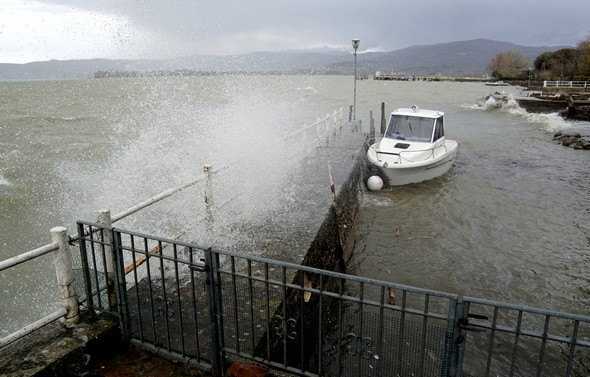 La muraille devient nuée...1/400 - f/3,6 - 18 mm - ISO 100