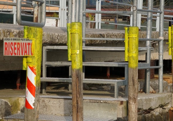 Idem.Idem.1/250° - f/29 - 132 mm - ISO 1600